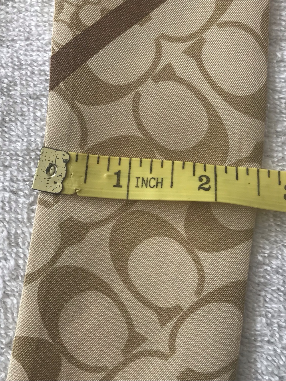 COACH Signature C 100 % Silk Skinny Brown Tan Scarf Twilly - Picture 8 of 8